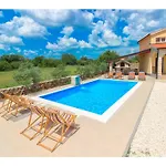 Villa Pletikosa