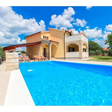 Villa Pletikosa *