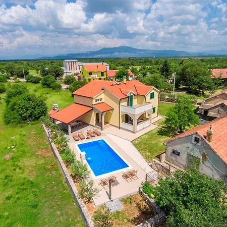 Pletikosa Villa *
